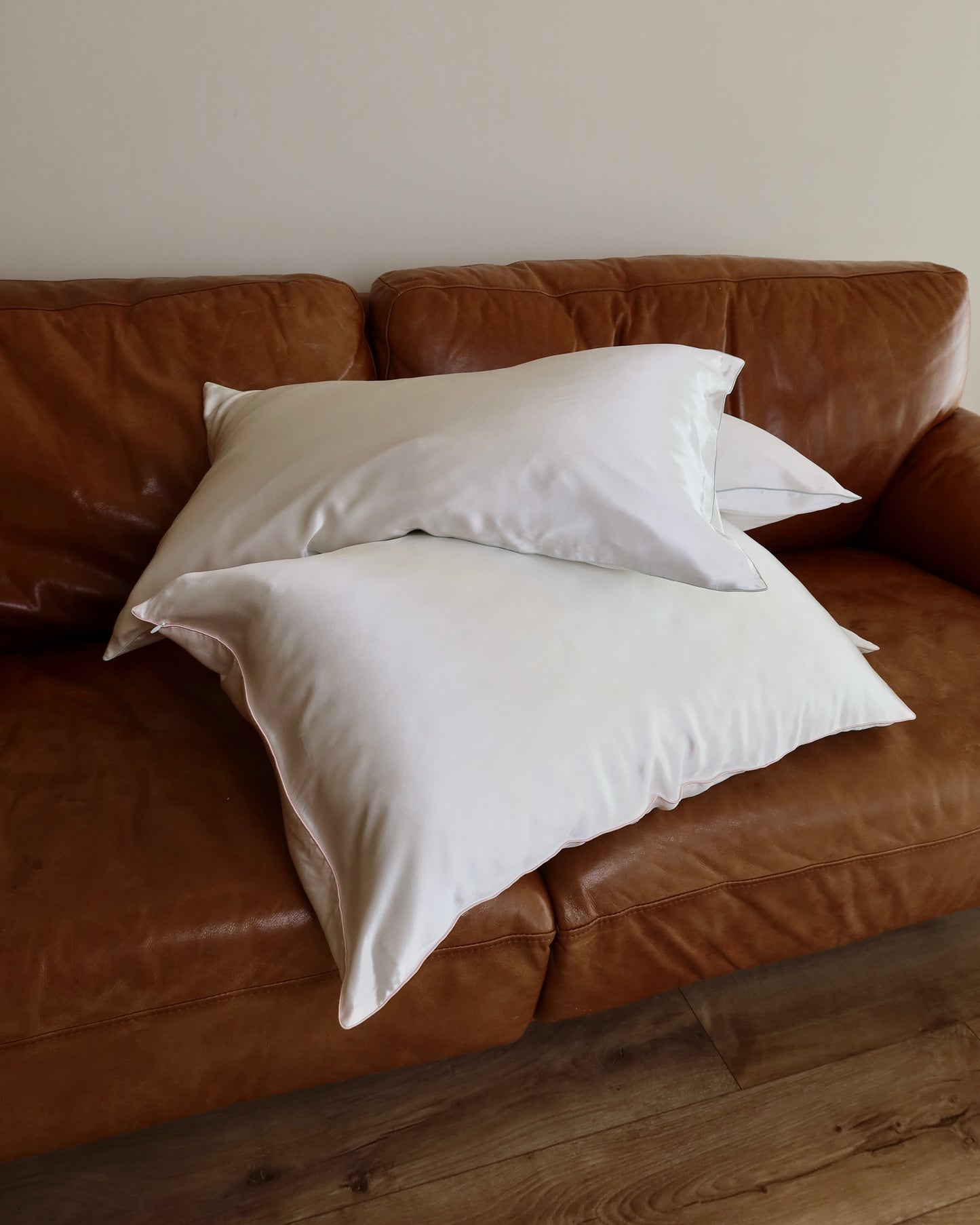 Silk Pillowcase - White + Heavenly Pink