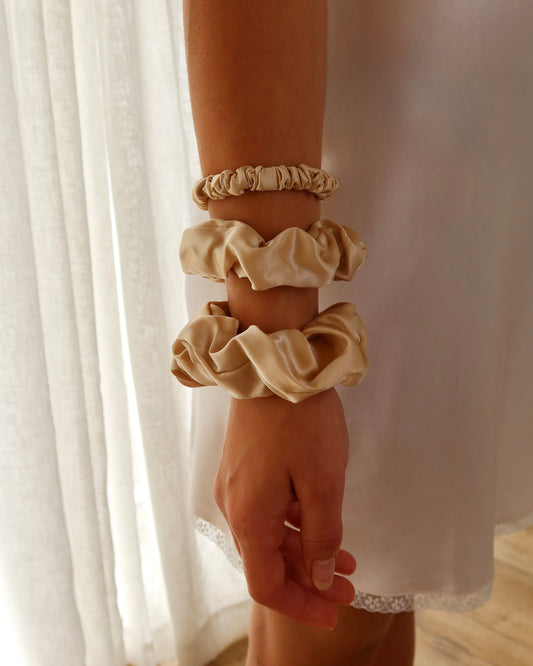 Silk Scrunchie (Large) - Bisque